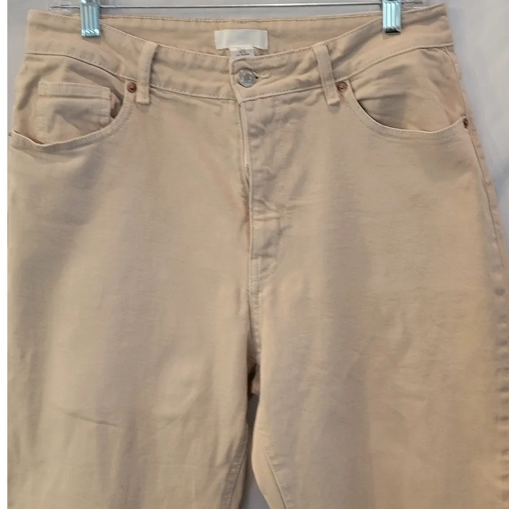 H&M Beige High Waisted Mom Jeans Tan Tapered Leg Denim‎ Pants Womens Size 12